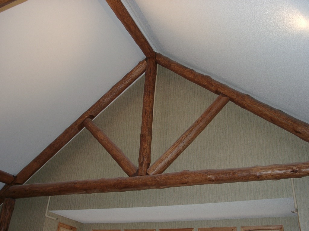 Interior truss woodwork
