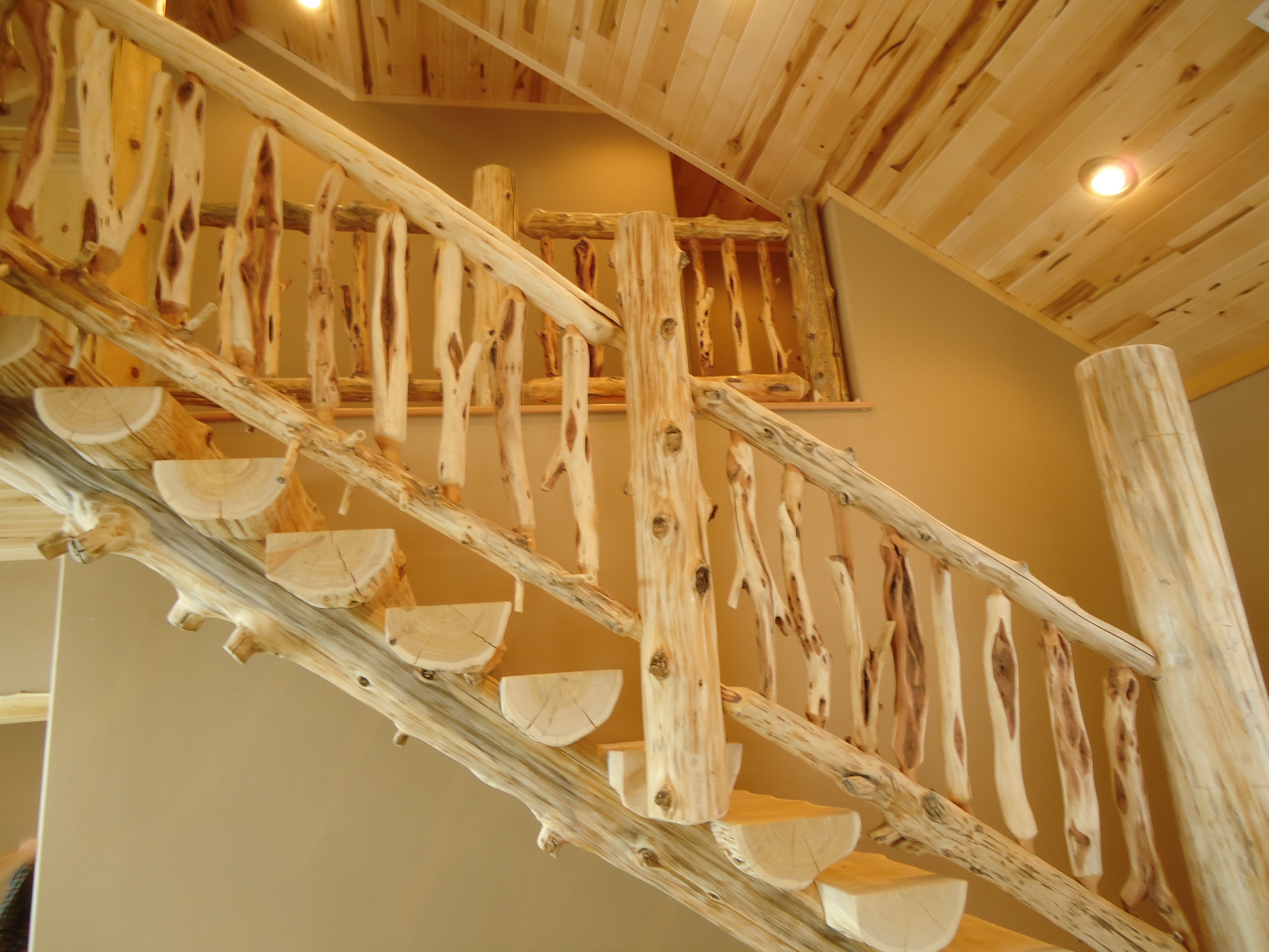 Dimond willow staircase by Ryan's Rustic Railings | Wood Stair Railings