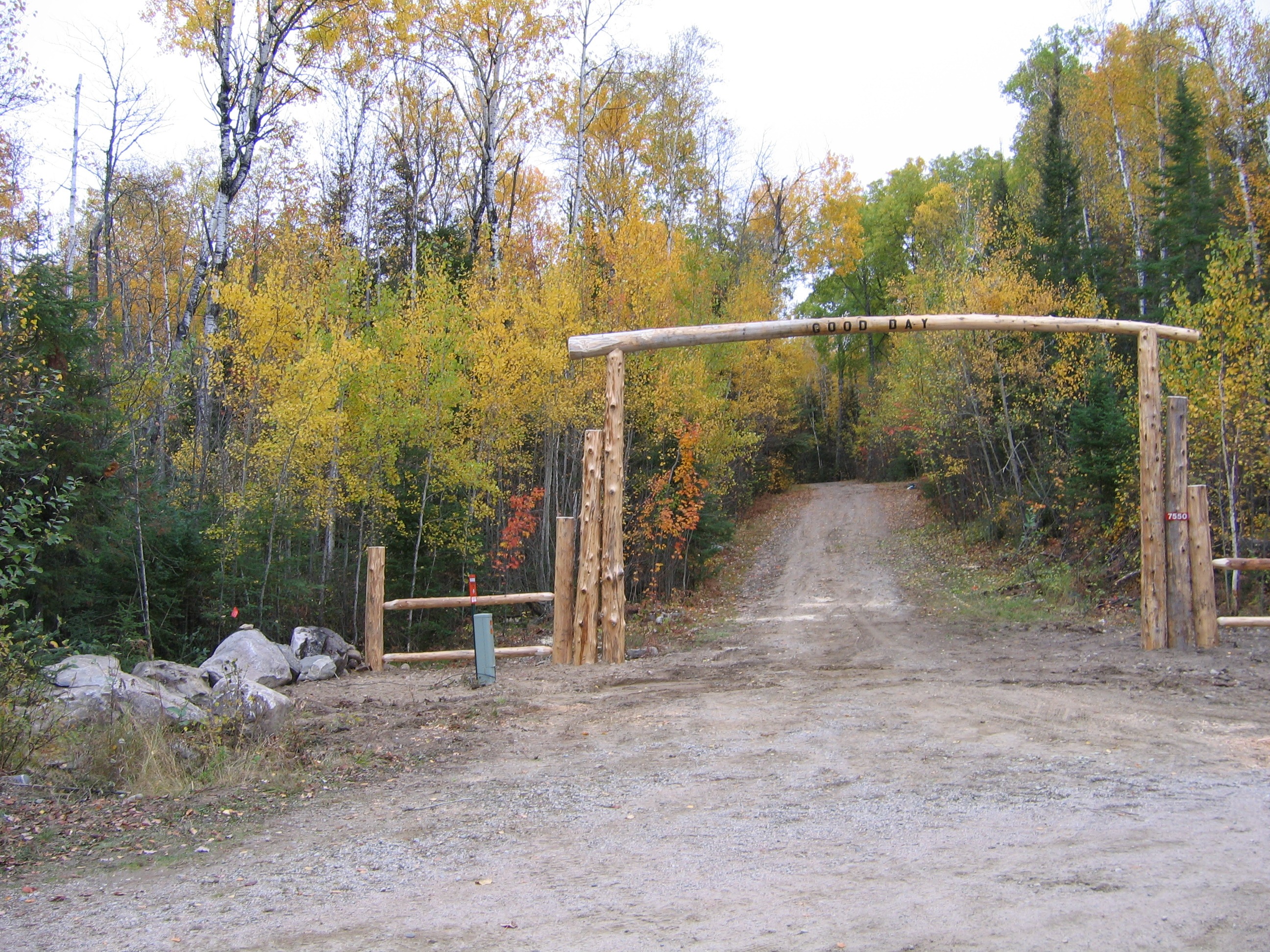 trusses | Driveway timber arch and fence